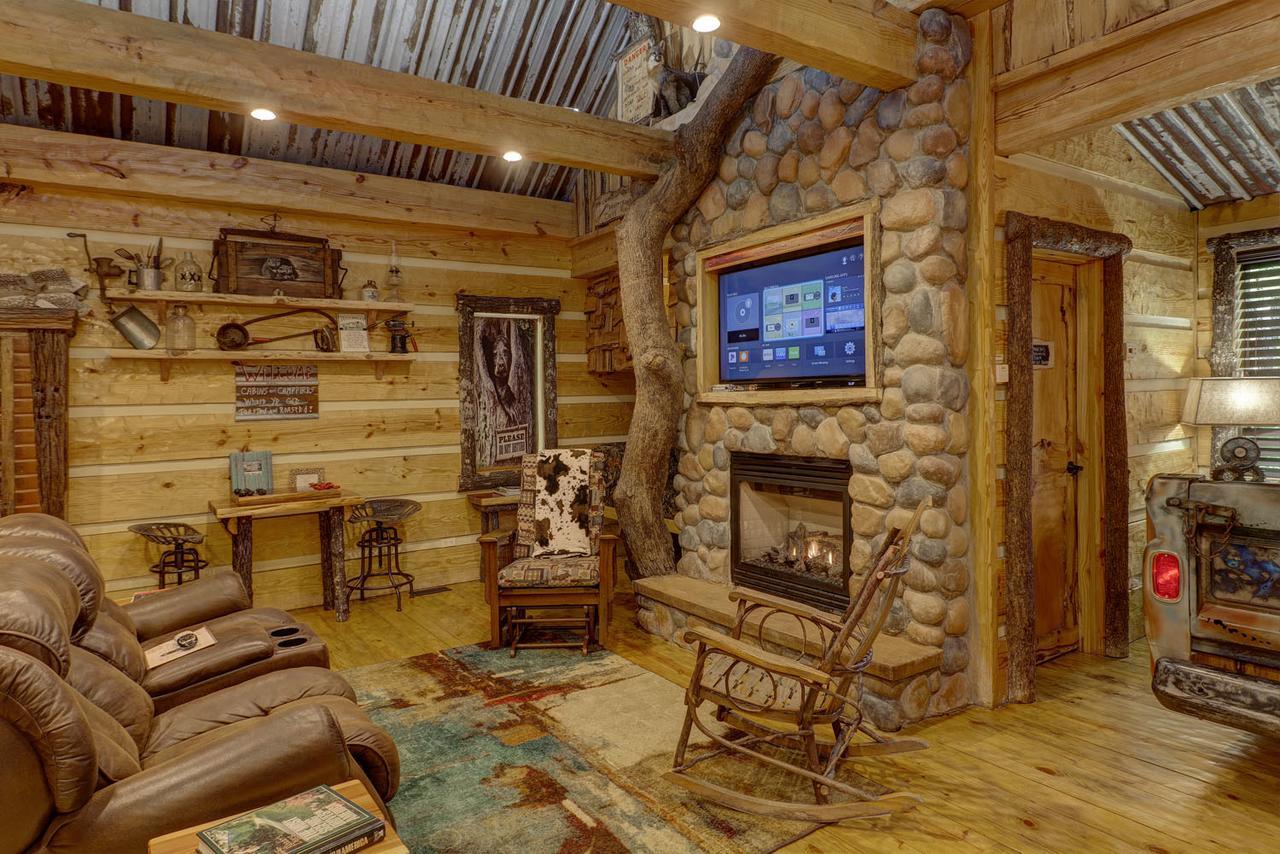 Fox Pass Cabins Bed and Breakfast Hot Springs Exterior foto